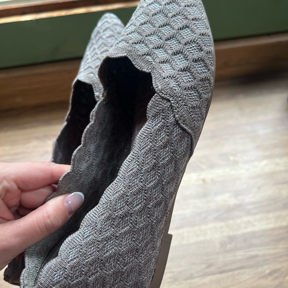 Skechers Gray and Tan Loafers with Textured Design